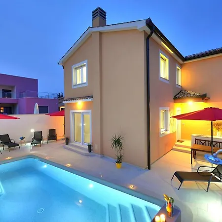 With Private Pool In Village Jadreski