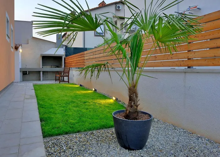 With Private Pool In Village Jadreski *