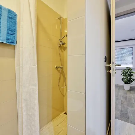 With Private Pool In Village Jadreski Pula