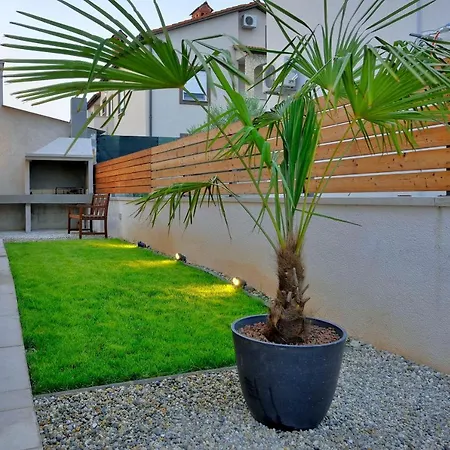 With Private Pool In Village Jadreski *